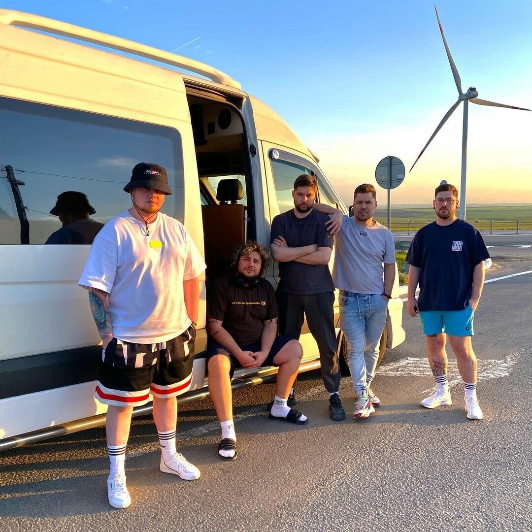 Артем Захаров, Алмас Гатауллин (Thomas Mraz), Владислав Широков (Mojawe), Илья Шленкин, Никита Иванов