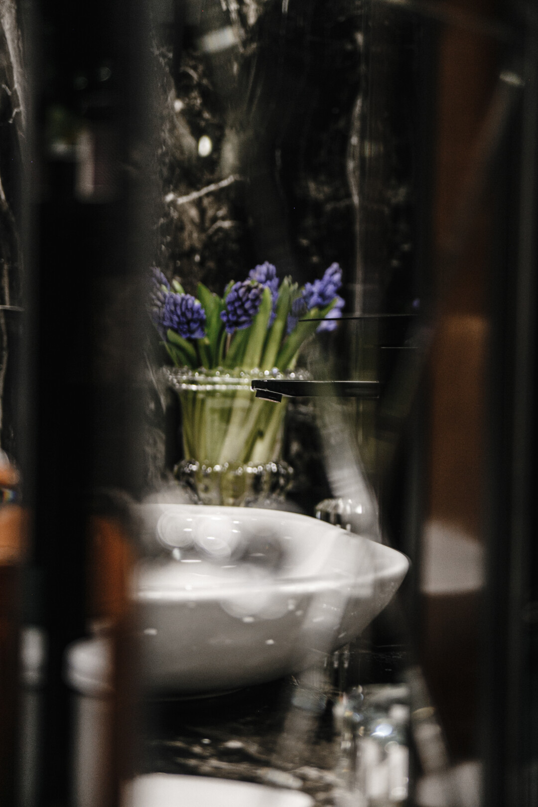 Особое значение имеют комбинации фактур и элементы декора