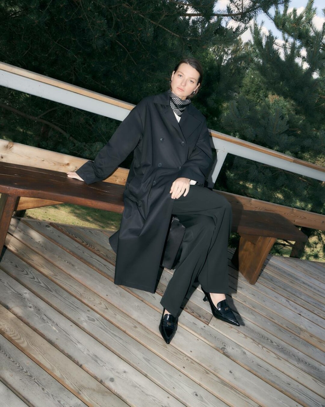 Тренч Gate31, 18 890 руб., брюки Gate31,13 290 руб.