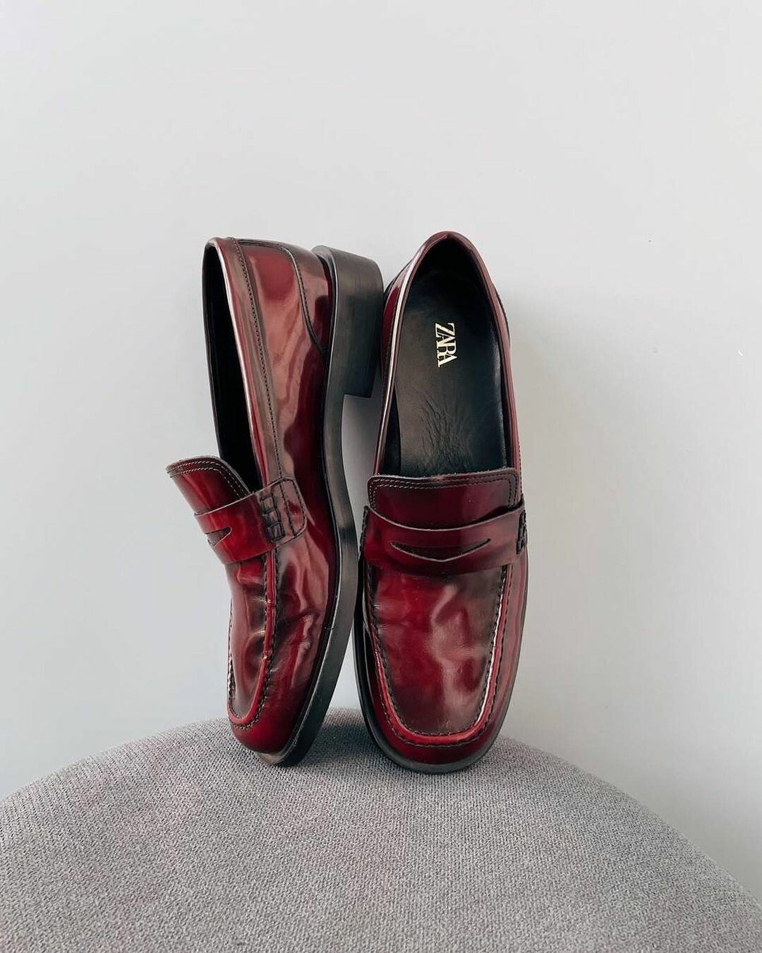 Лоферы – 2500 рублей