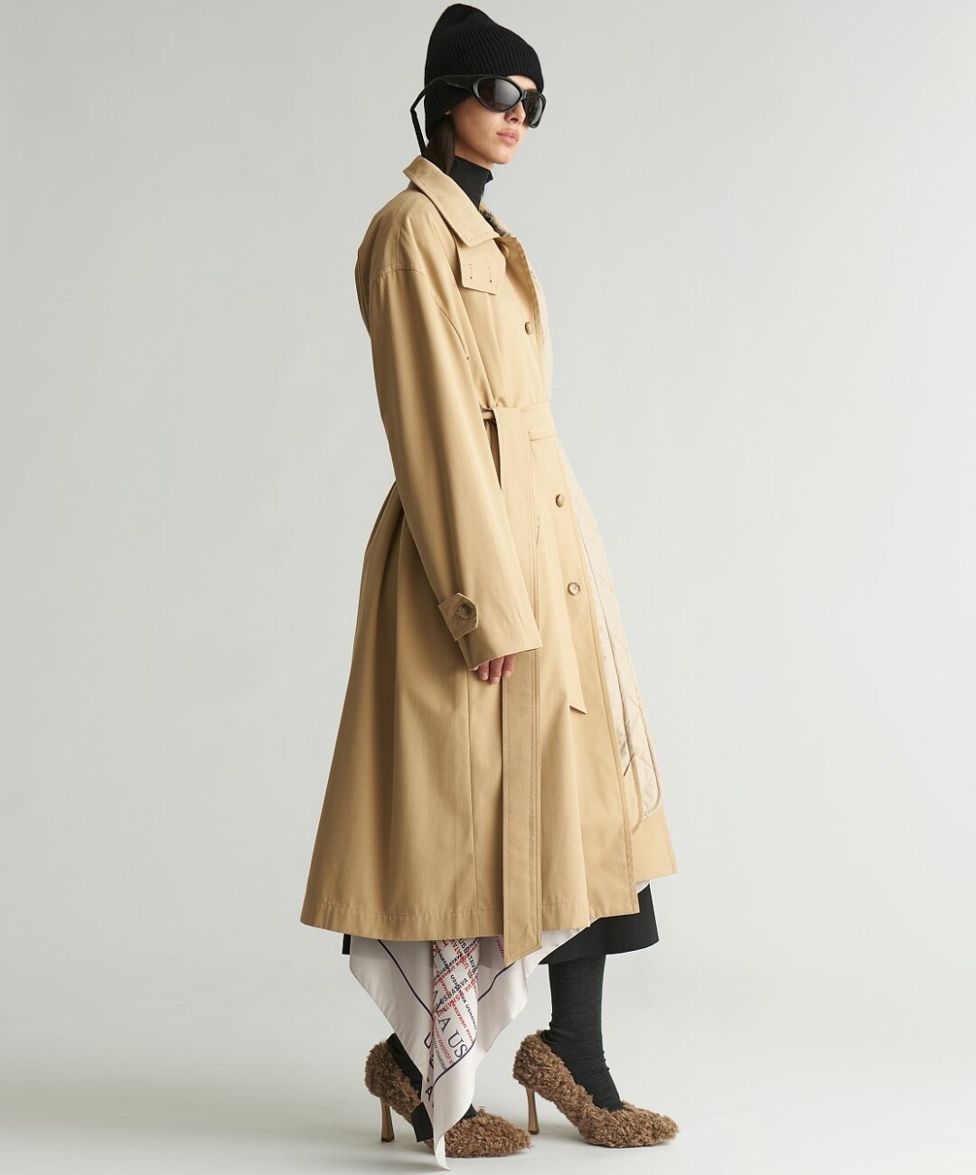 Тренч Ushatáva, 37 900 руб.