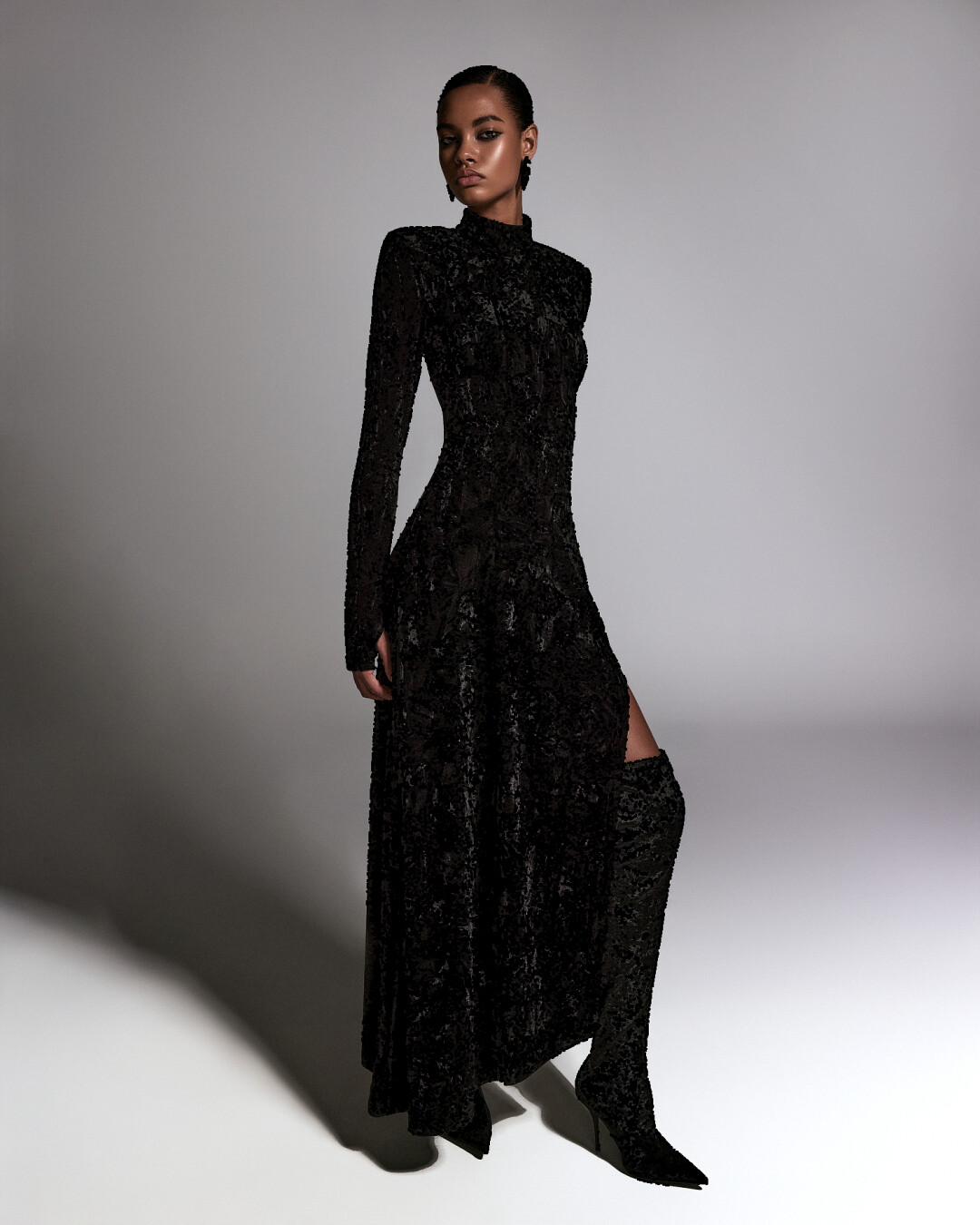 Платье Love Republic, 8 999 руб.