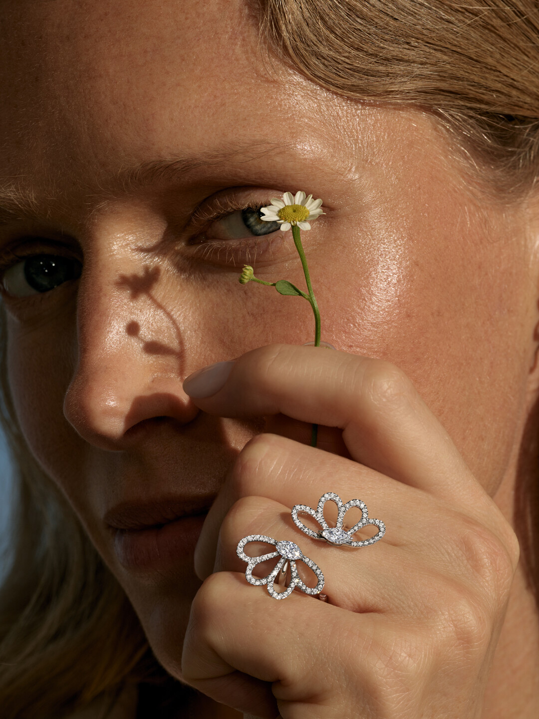 Кольцо Alrosa Diamonds, 658 300 руб.