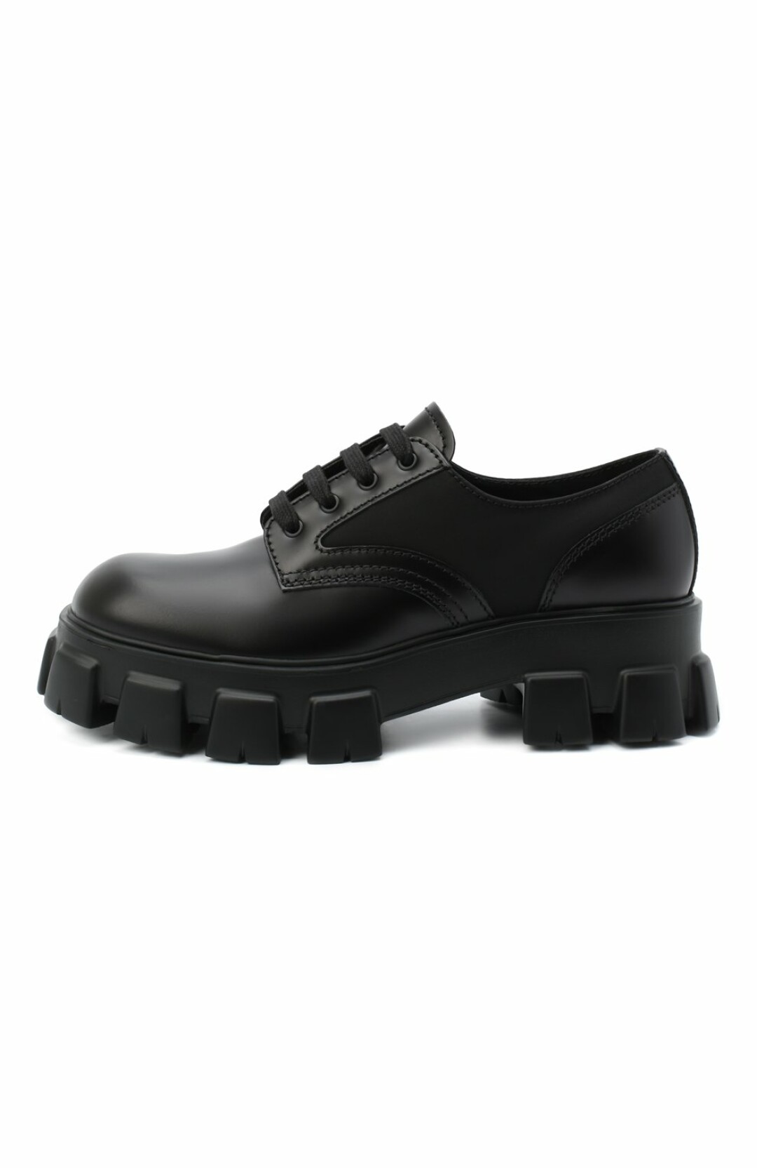 Prada, ДЛТ, 95 000 руб.