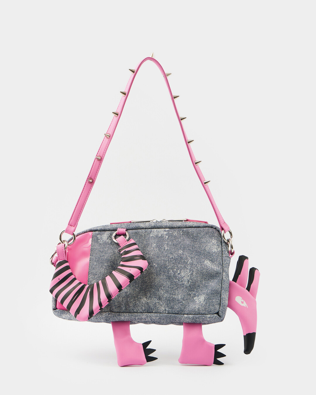 Сумка «Розовый муравьед» из коллаборации Arny Praht и «Антон тут рядом»