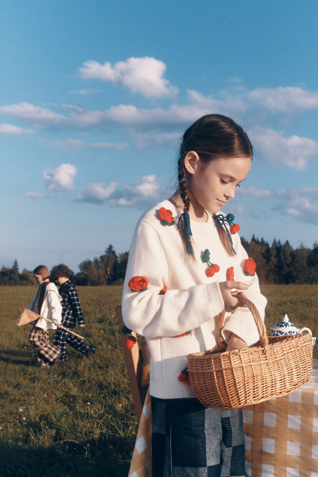 Широкие джинсы с геометрическим принтом Lime, 3 599 руб.