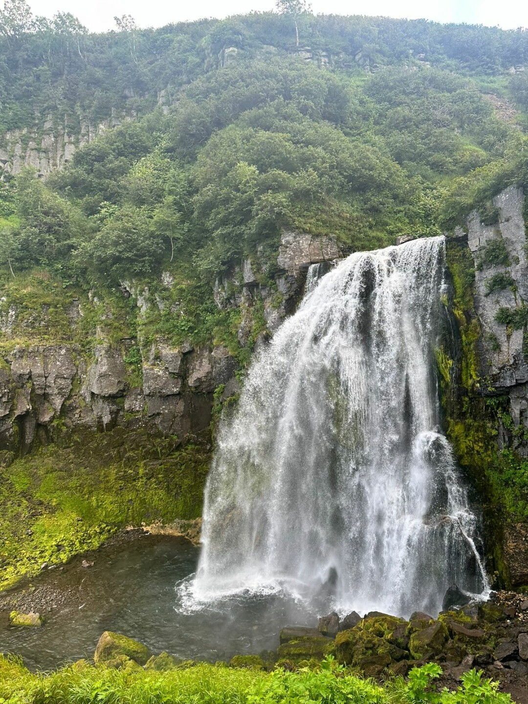 Водопад «Снежный барс»