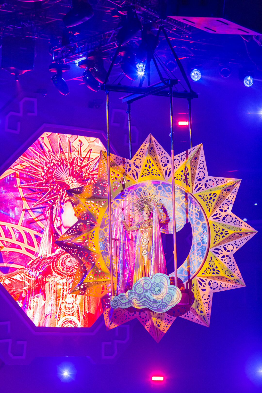 Декорации для «Всемирной фольклориады»