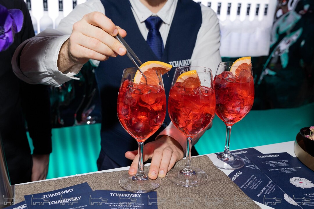 Официальный коктейль премии «Что где есть в Петербурге» — 2023 Tchaikovsky Spritz от Luding Group