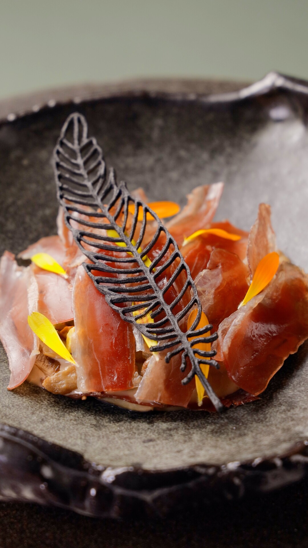 Татарская утка с ванилью и белыми грибами