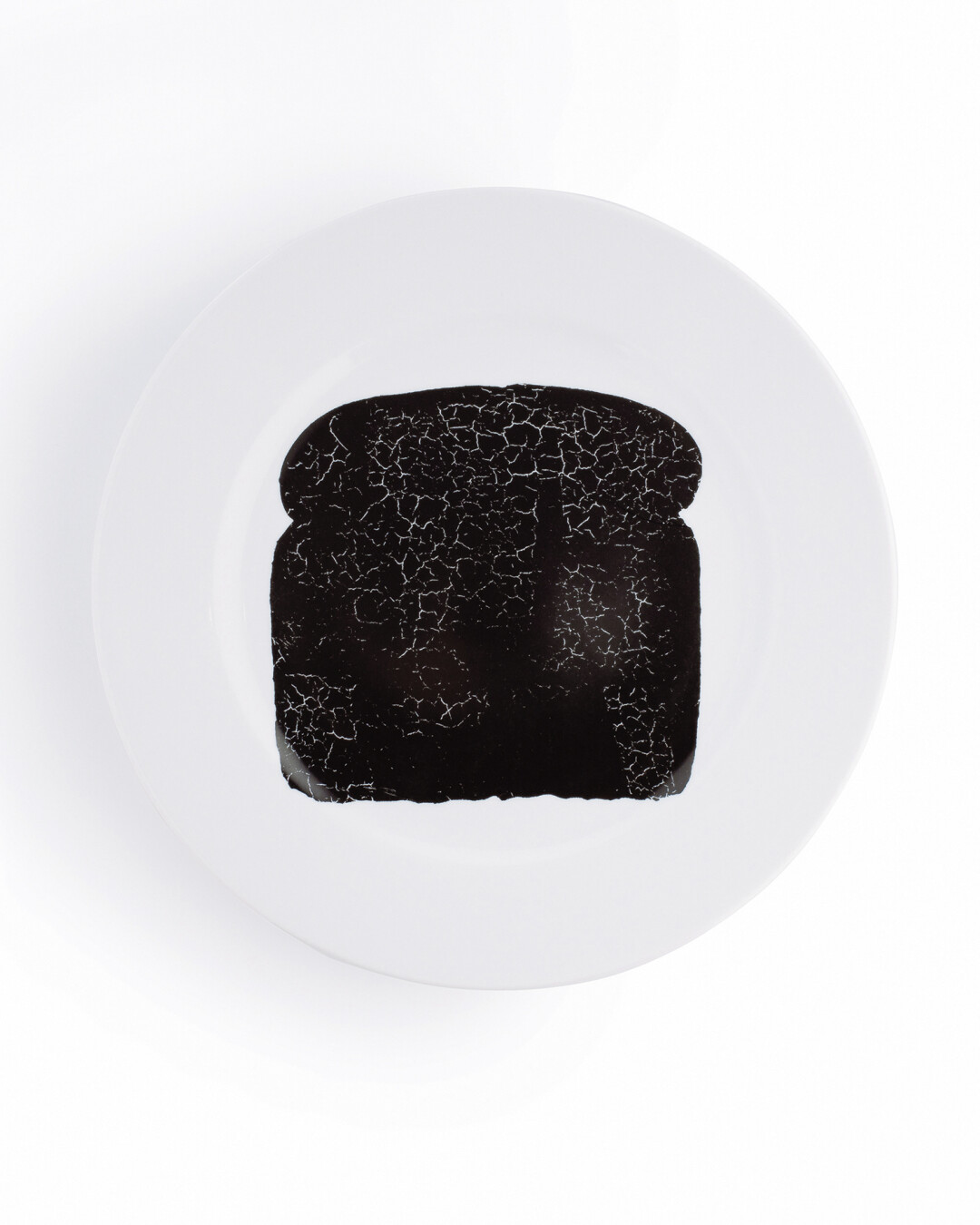 Тарелка «Черный Бутерброд», 3 500 руб.