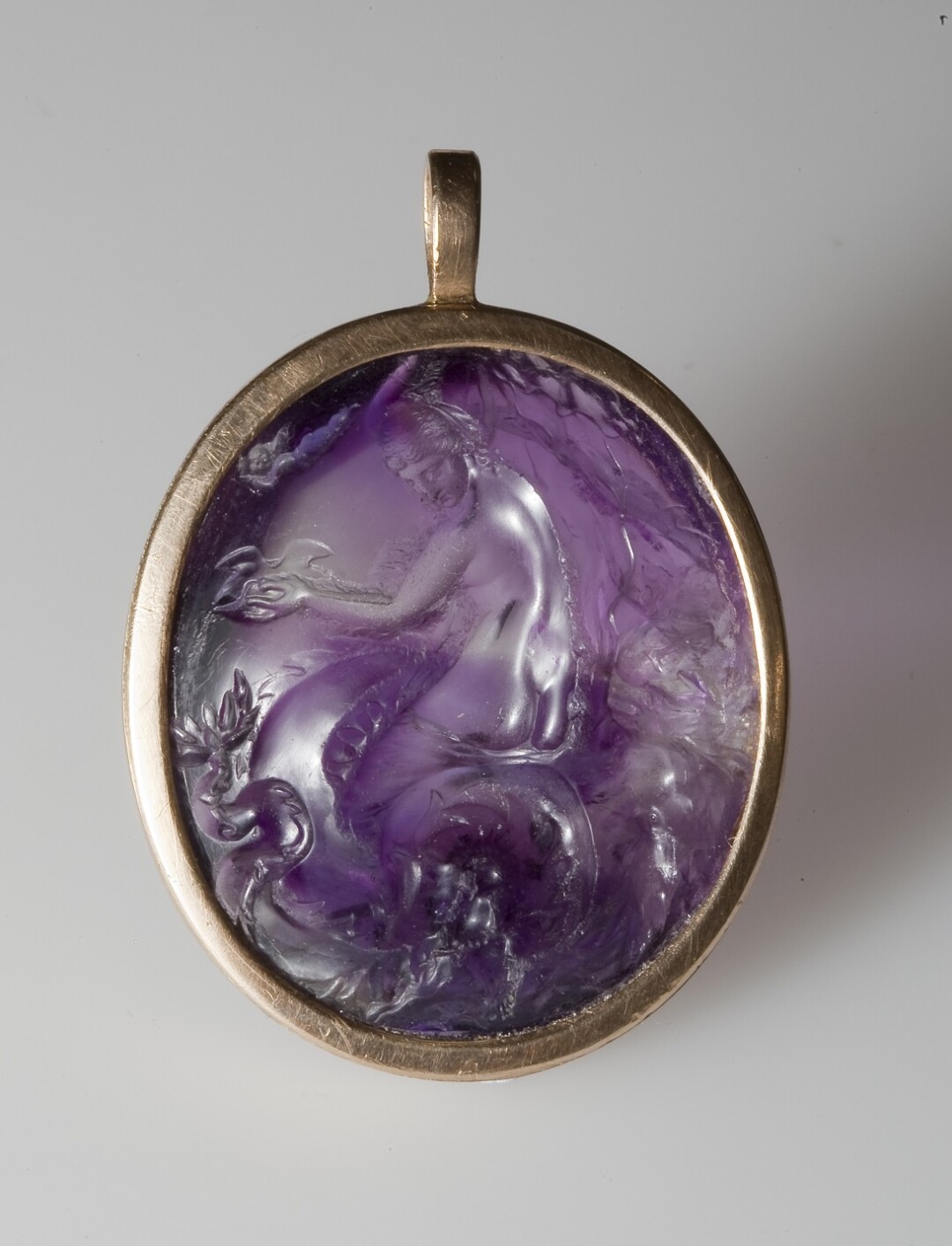 Инталия с изображением нимфы Ауры на морском чудовище. Резчик Диоскурид, I в. до н. э. – I в. н. э.