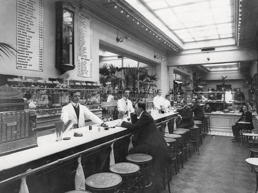 Так выглядел «Медведь» — первый коктейльный бар России