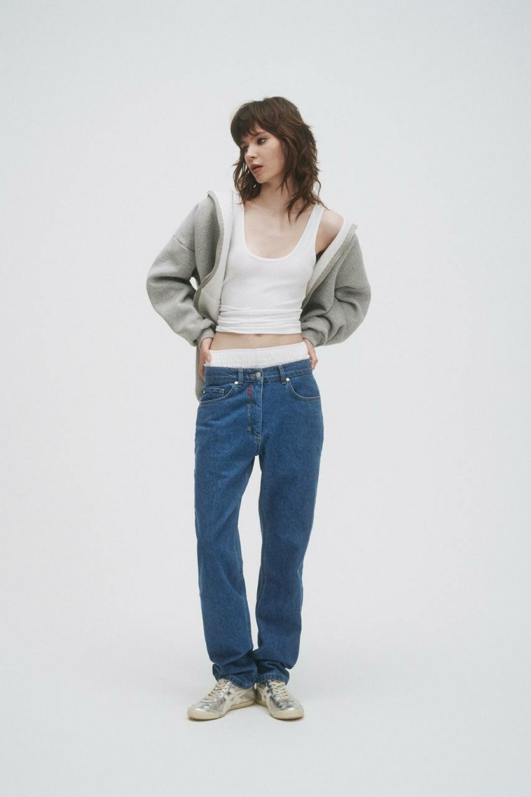 Джинсы Straight Dark Blue, 9 500 руб.