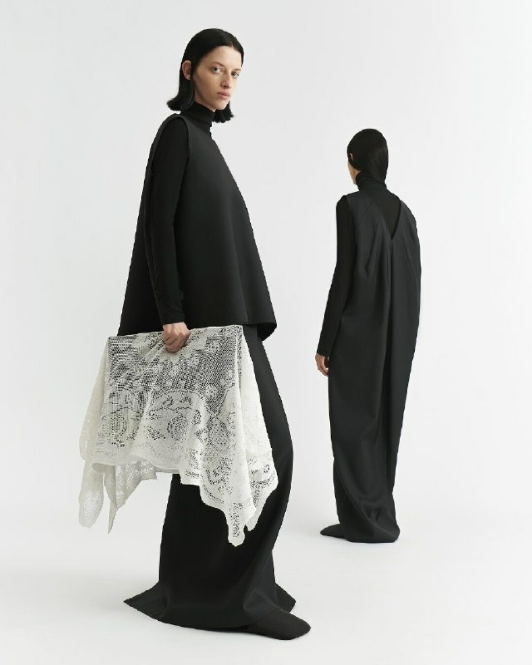 Кружевная салфетка для сумки-подушки USHATAVA, 7 000 руб.