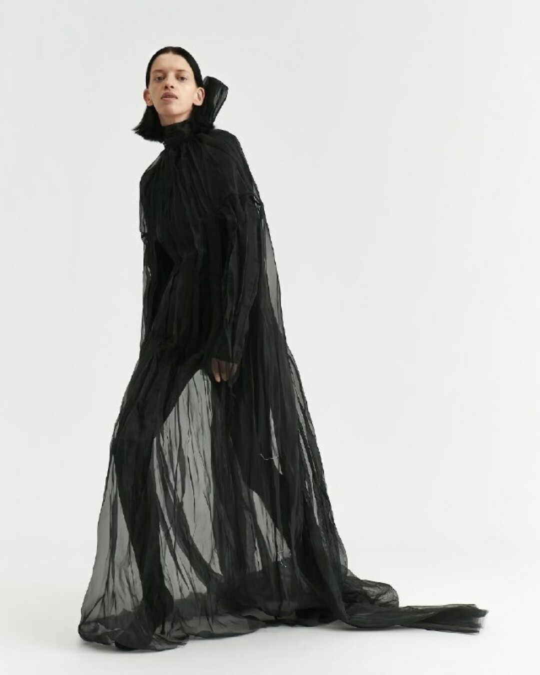 Платье USHATAVA, 13 000 руб.