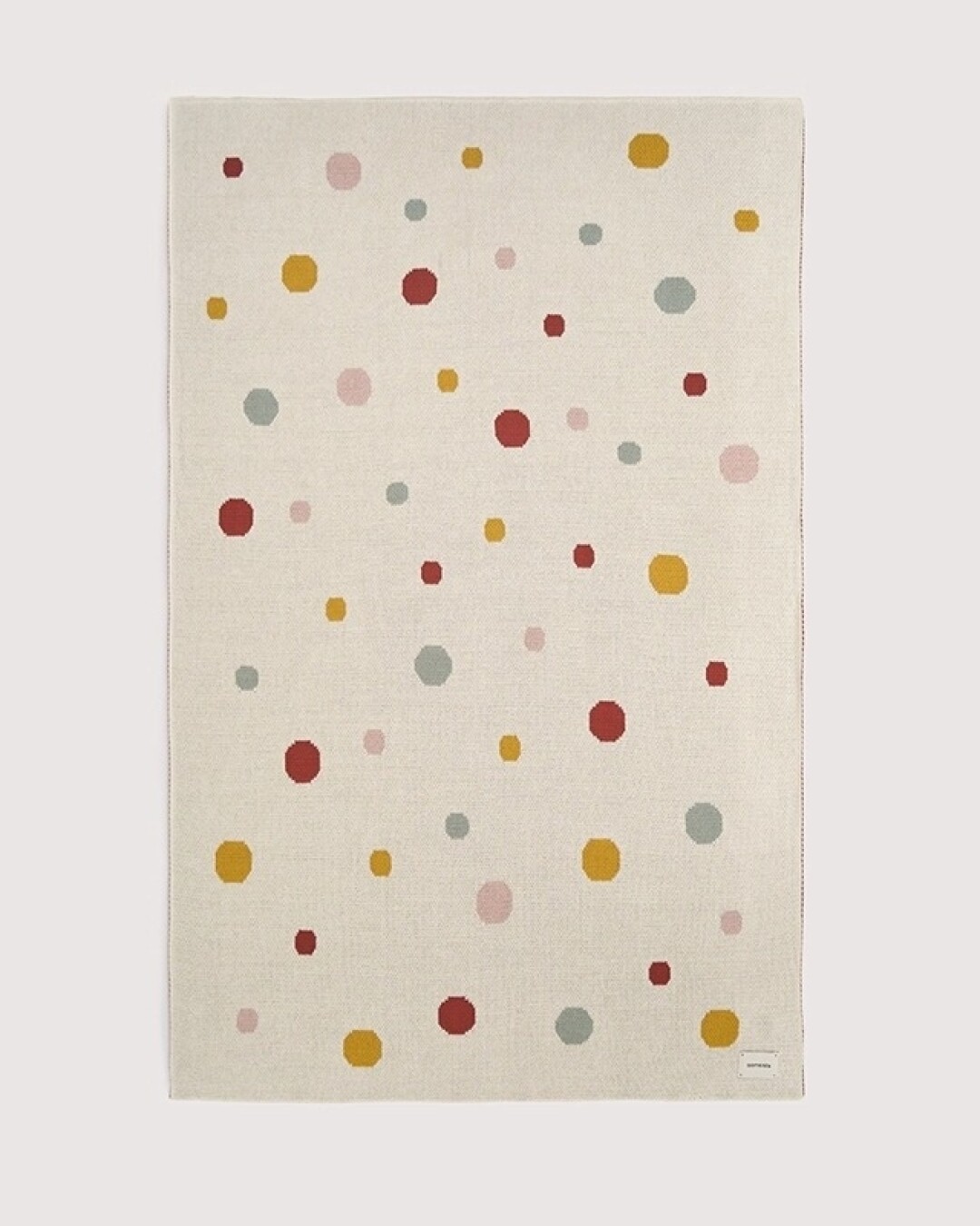 Плед «Конфетти», Loomknits, 3 490 руб.