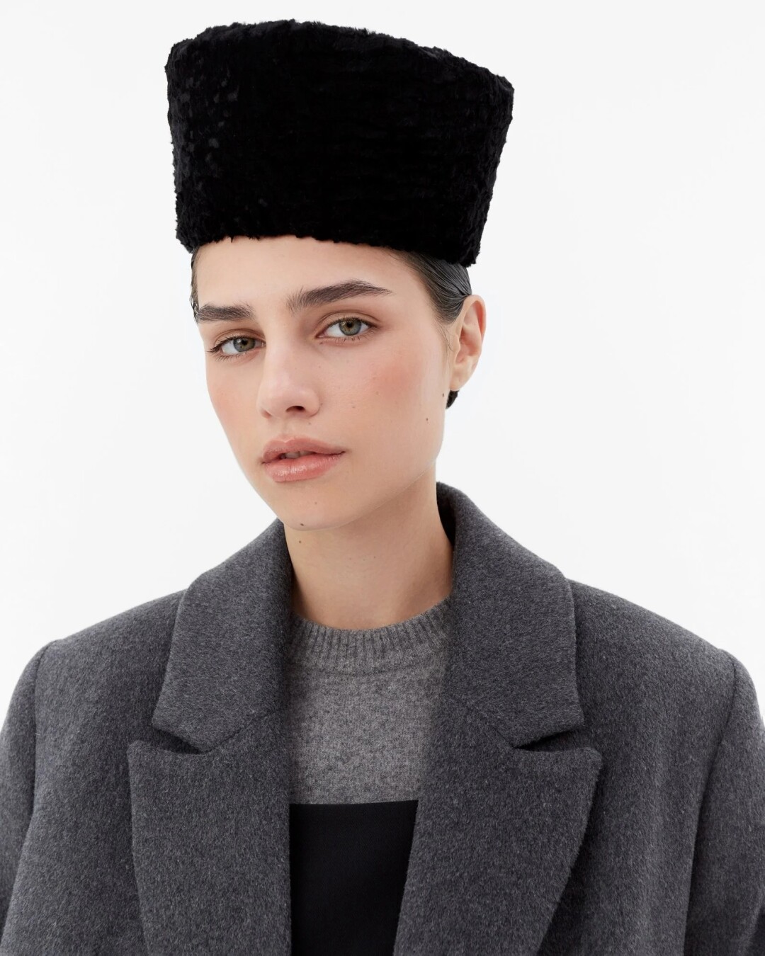 Шапка-кубанка из эко-меха Only me, 4 500 руб.