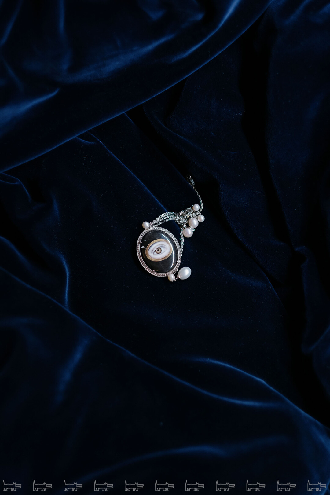 Кулон Axenoff Jewelry: Анастасия не только друг дома, но и снималась в кампаниях бренда