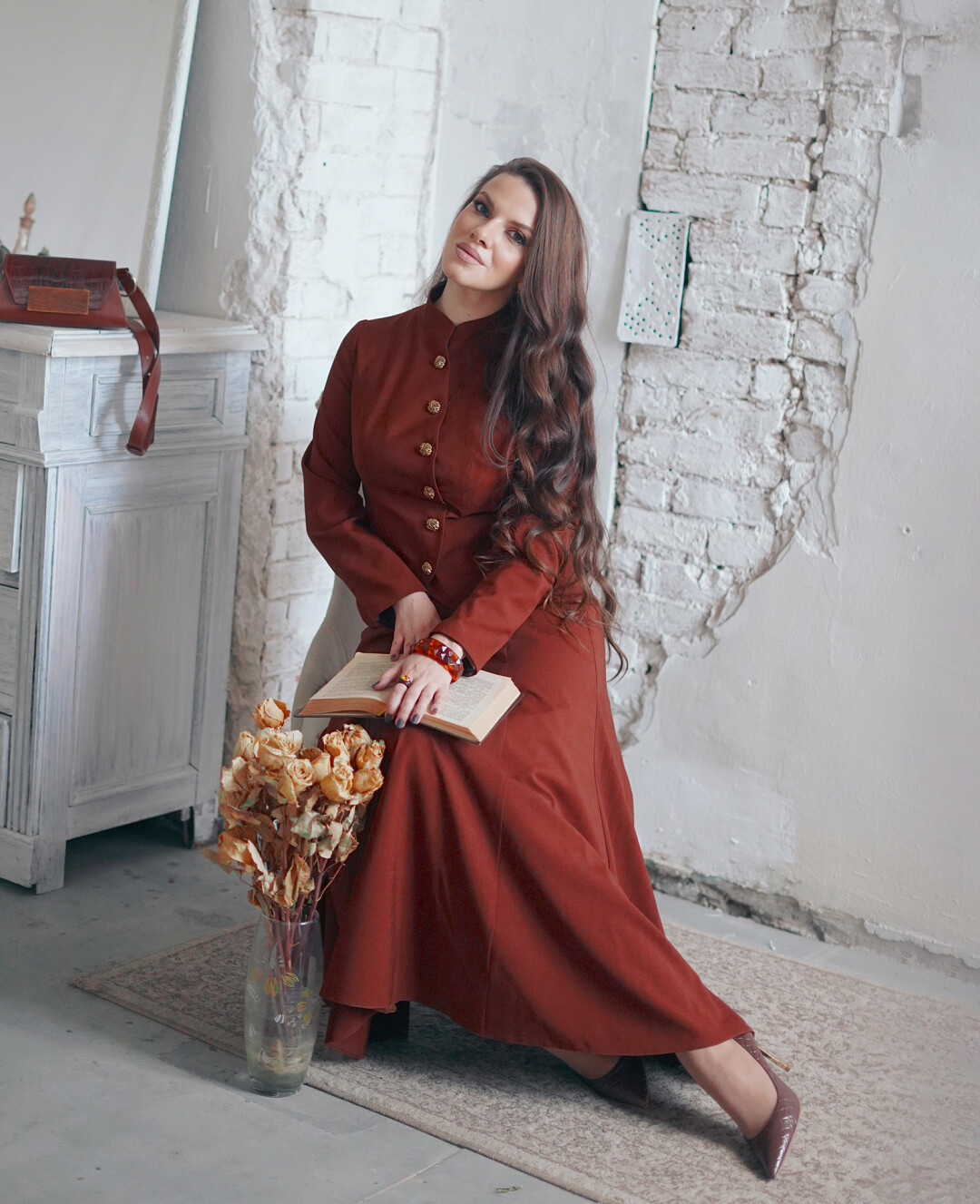 Костюм сшит по индивидуальному заказу