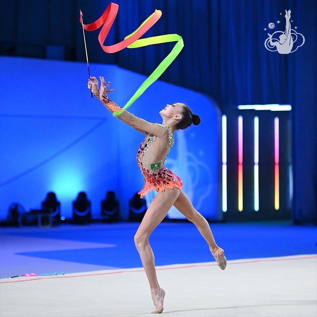 Новосибирская гимнастка завоевала золото, два серебра и бронзу на  международных соревнованиях в Пекине | Sobaka.ru
