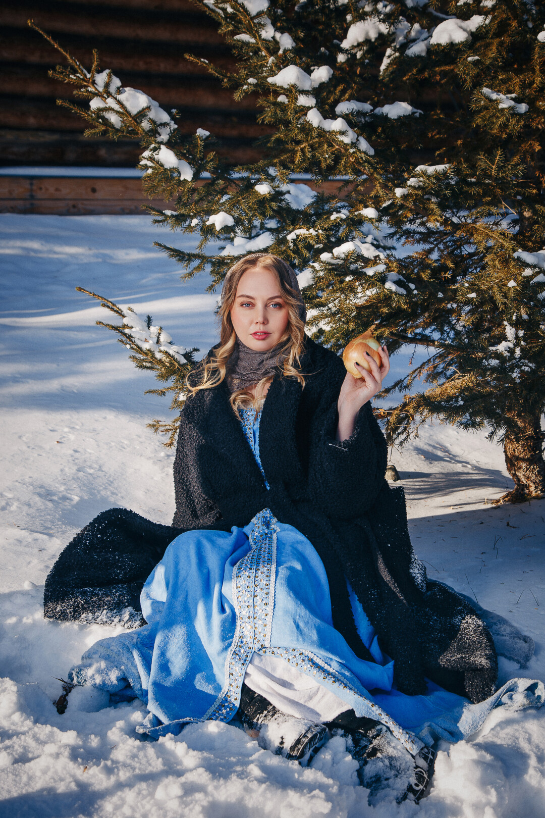 АЛИНА МАРЬЯСОВА, дизайнер интерьера, совладелица мебельного производства «Морозко»