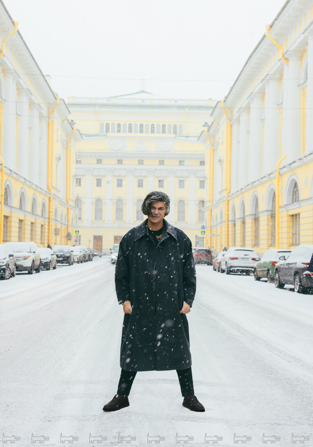 На Николае: пальто FINN FLARE