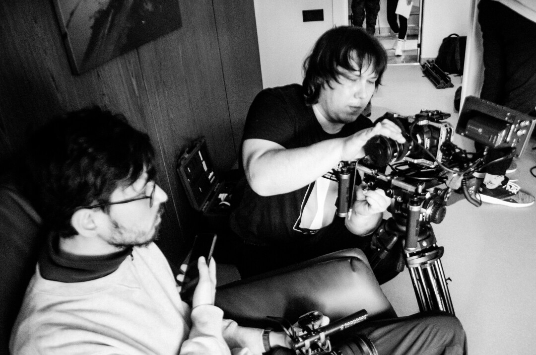 Звукорежиссер монтажа Динислам Ахметьянов, фокус-пуллер Денис Селезнев