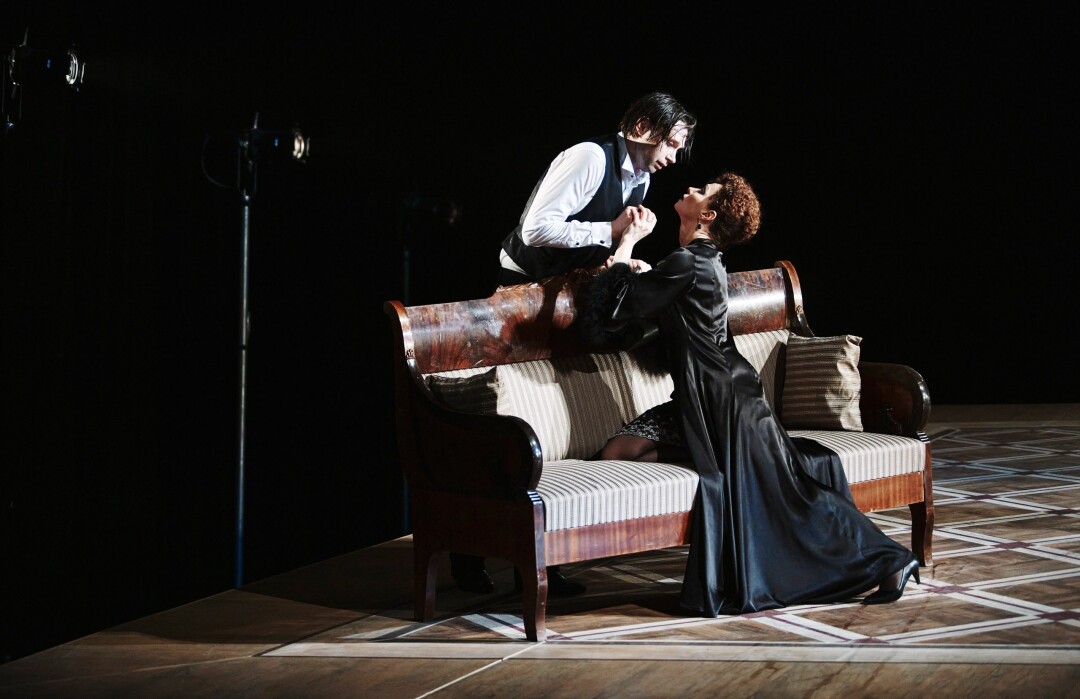 Сцена из спектакля «Зойкина квартира»