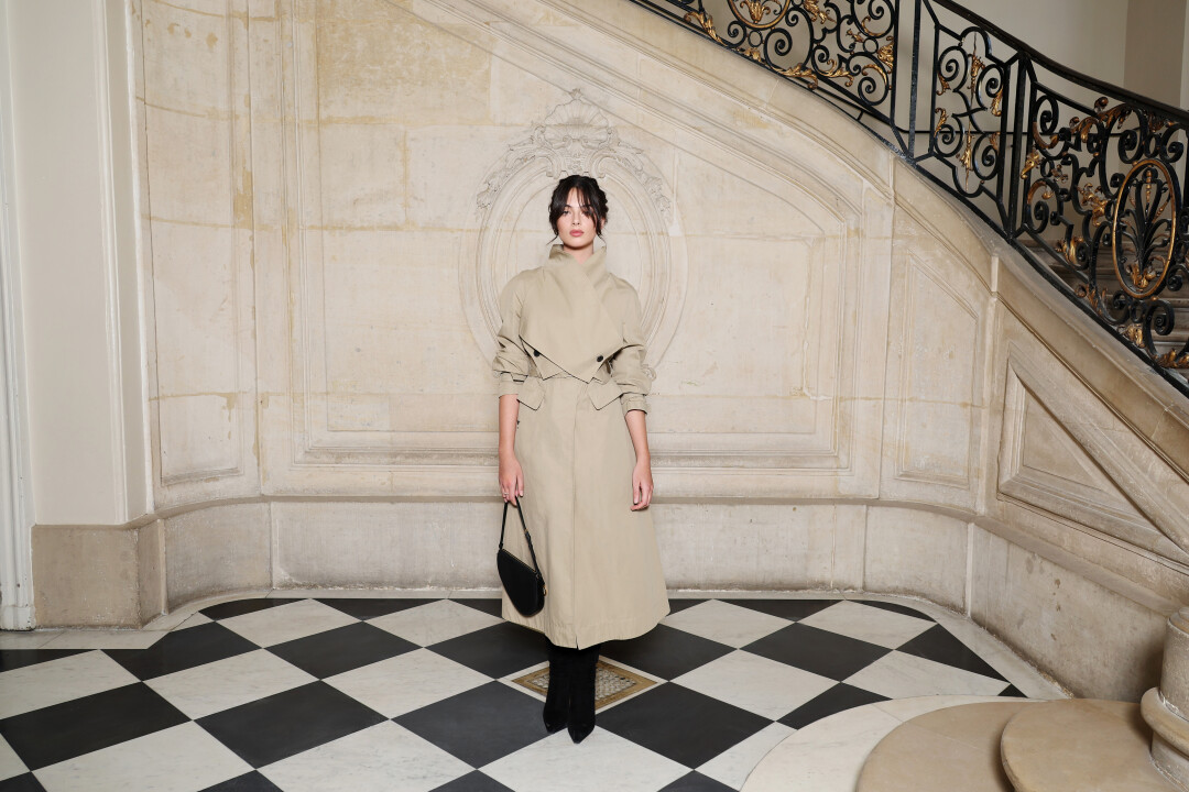 Дева Кассель