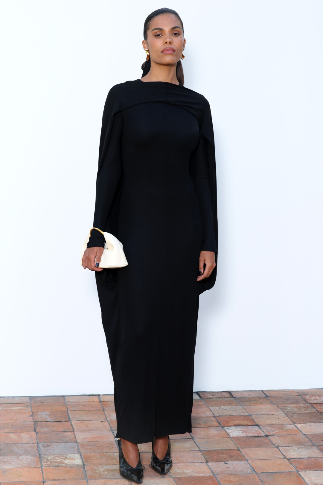 Тина Кунаки