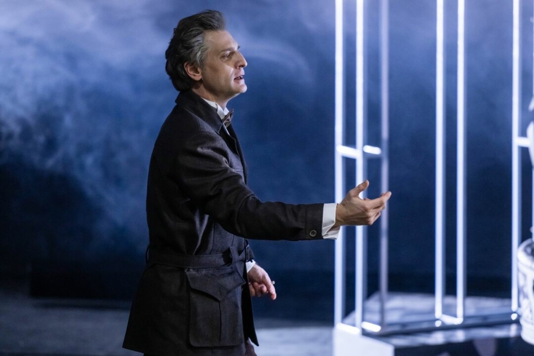 Сцена из спектакля «Мейерхольд. Чужой театр»