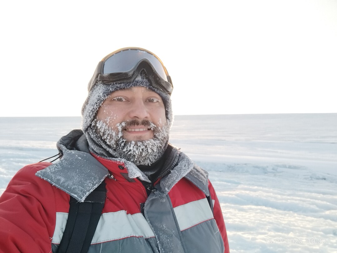 Айнур Галин