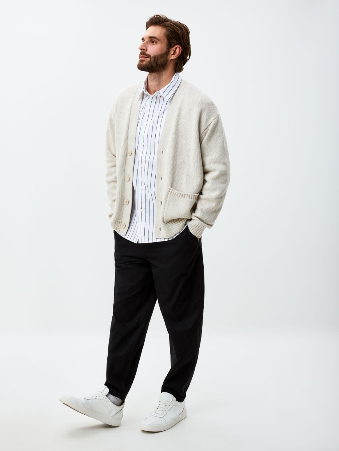 Вязаный кардиган оверсайз, 3999 руб.