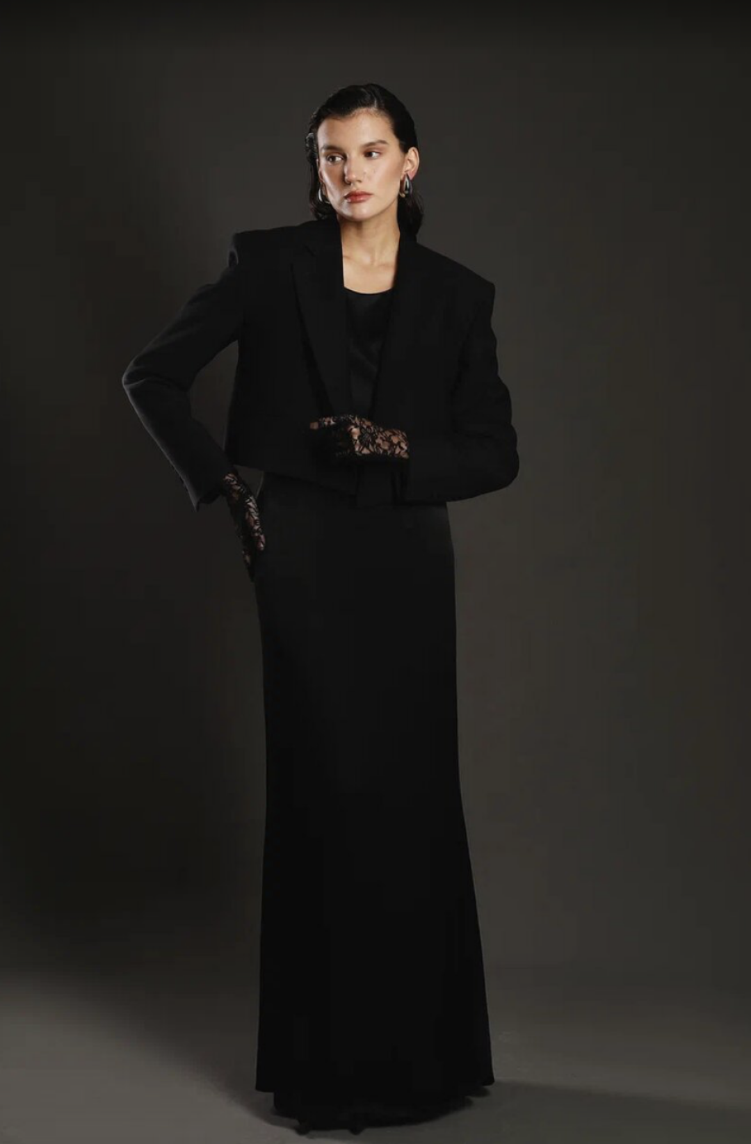 Платье Blends of Love, 23 000 руб.