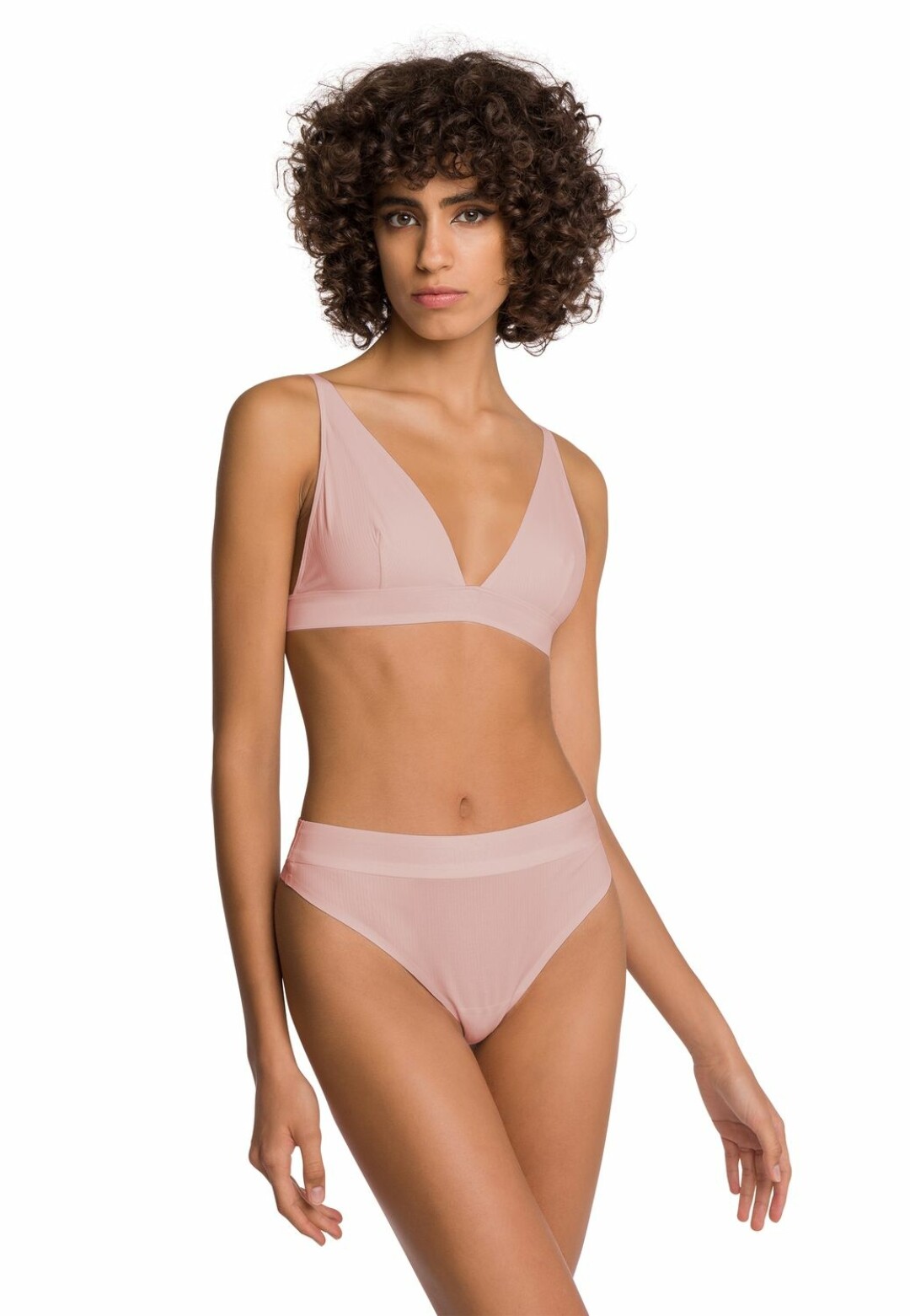 Бюстгальтер Wolford, 20 900 руб.