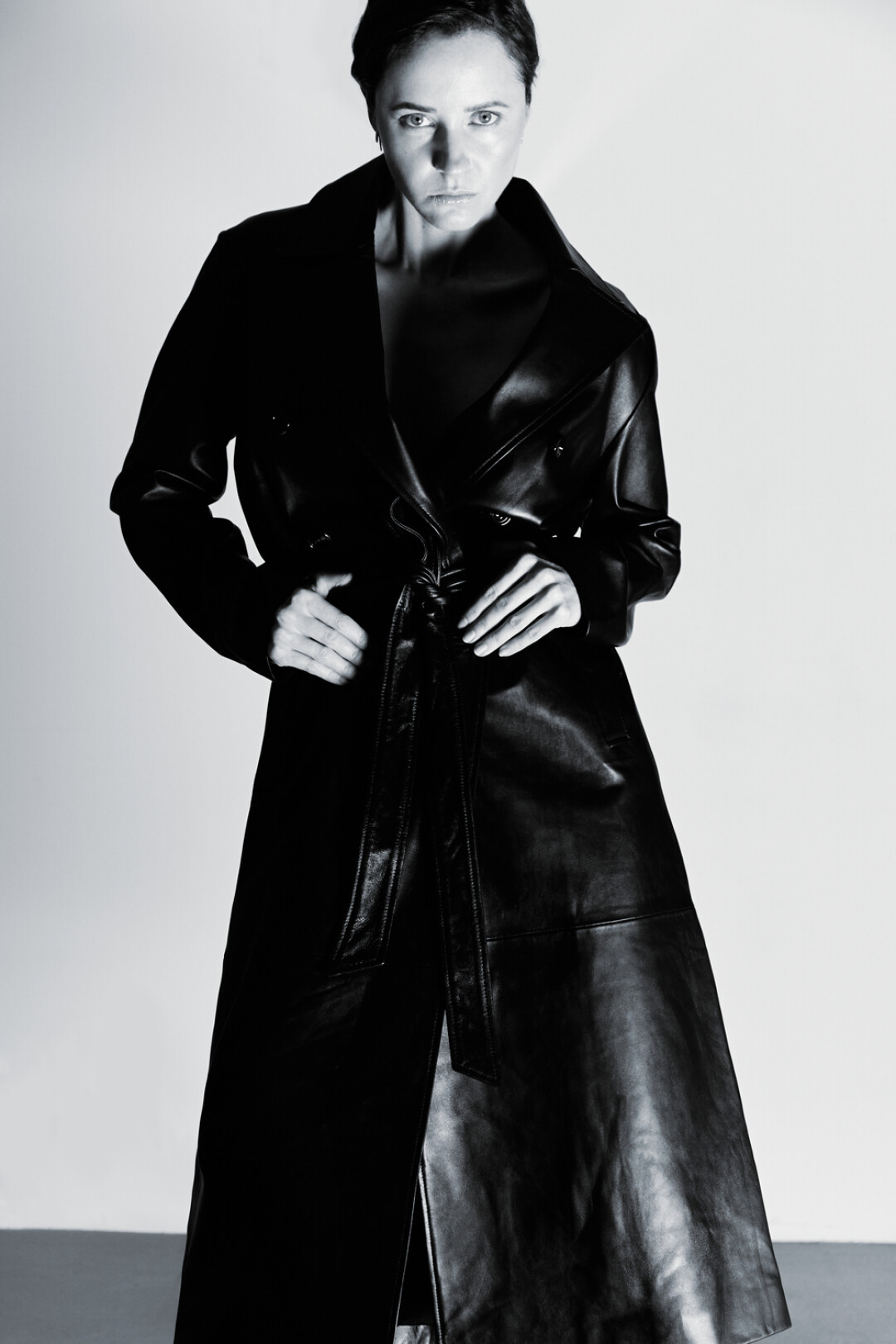 На Марине: плащ 2mood, серьги Herald Percy (Poison drop)