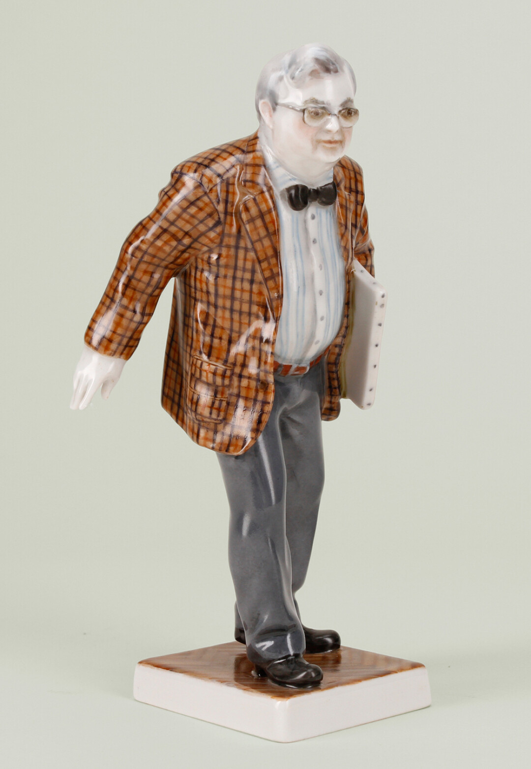 Скульптура «Настоящий эксперт», коллаборация ИФЗ и художника Анатолия Белкина