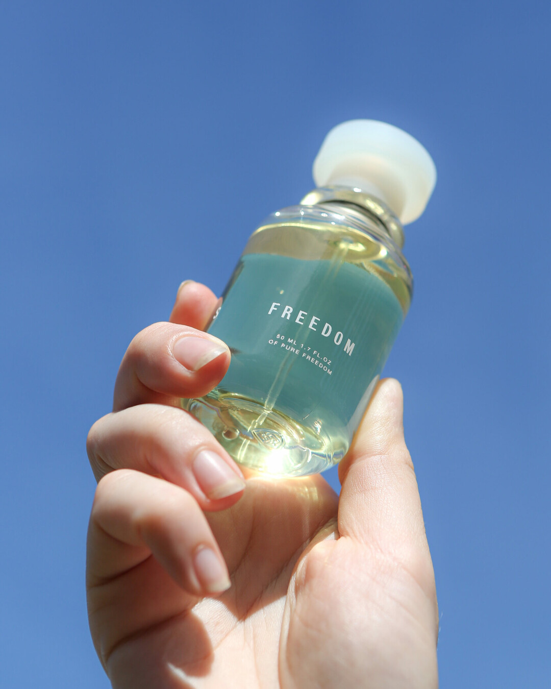 Пафрюм Freedom Pure Sense, 8store, 9 990 руб.