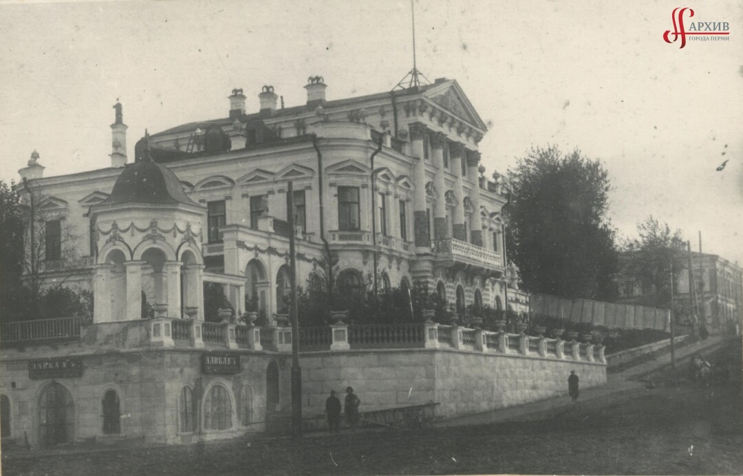 Дом Мешкова на Монастырской, 11