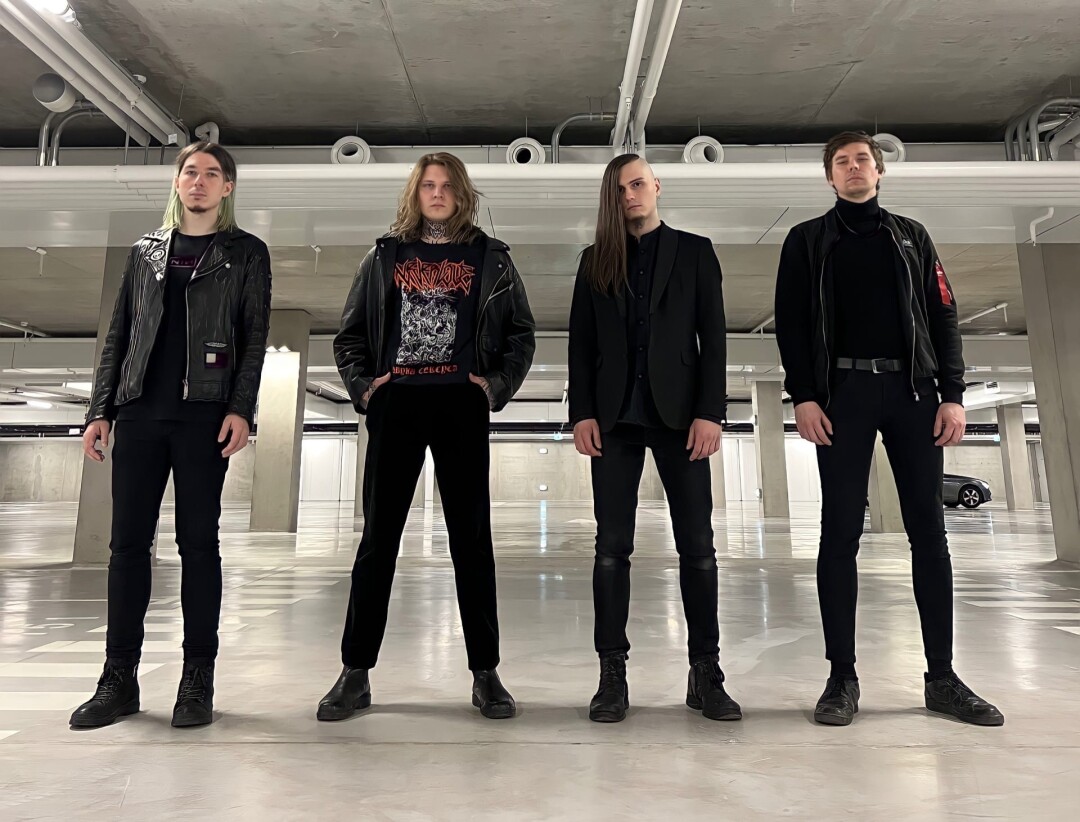 Группа Neverlove