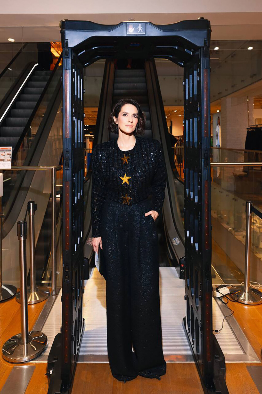 Ксения Соловьева в костюме Kalmanovich