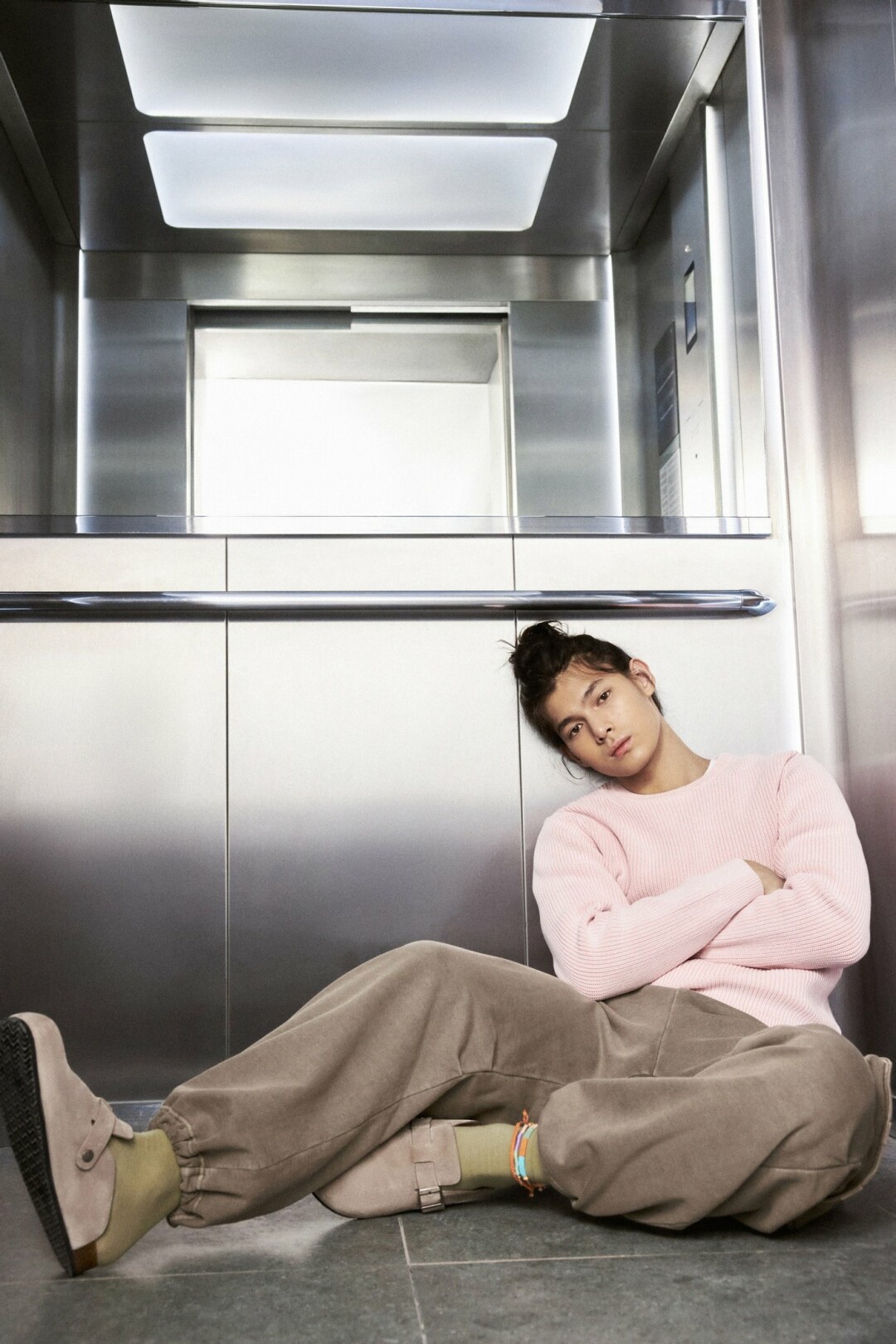 Свитер Lime, 6 999 руб.