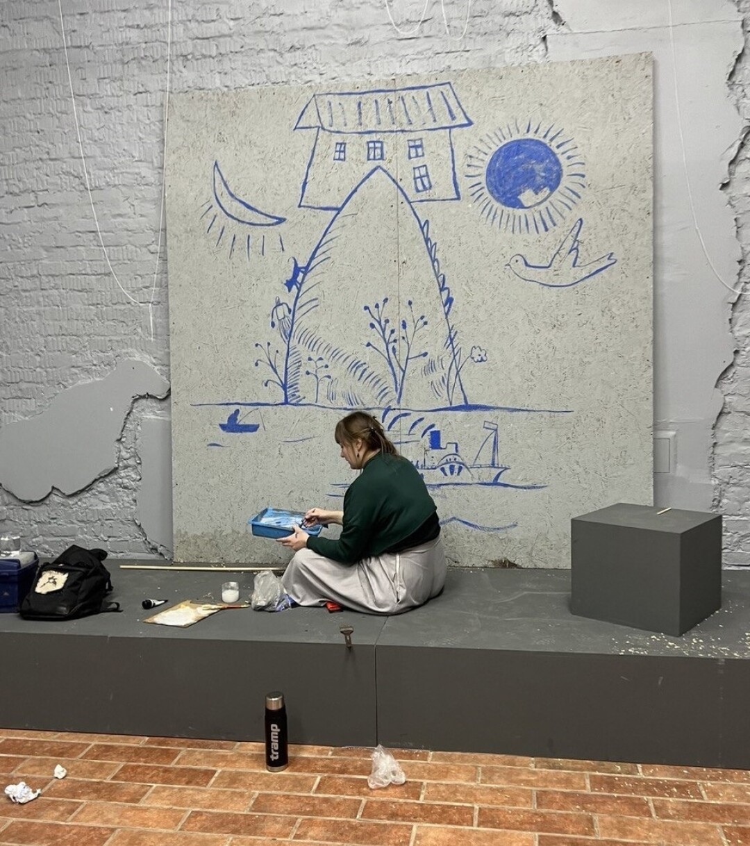 Подготовка к новой экспозиции «Голова в облаках. К 140-летию Василия Каменского»