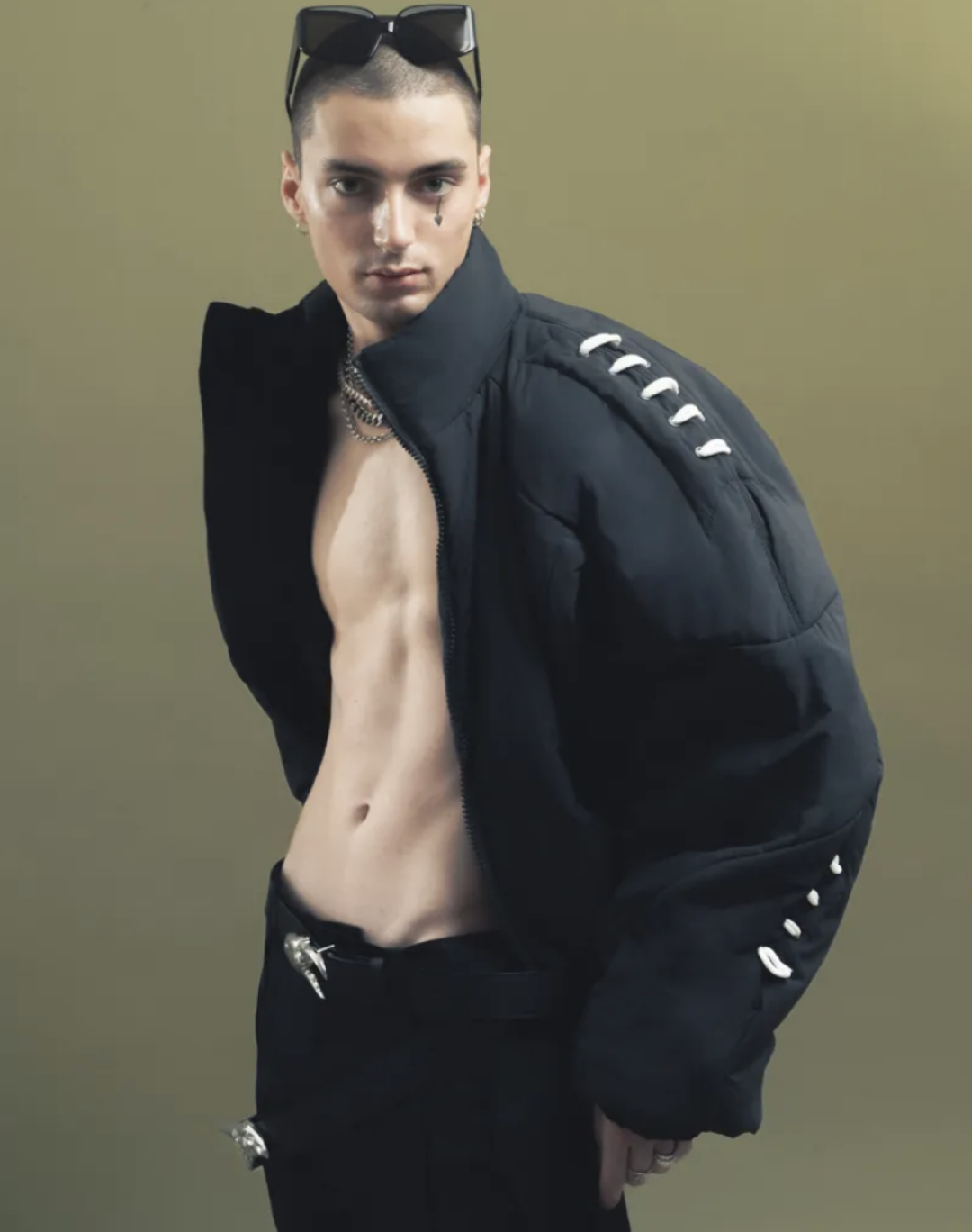 Chernim Cherno, 29 000 руб.