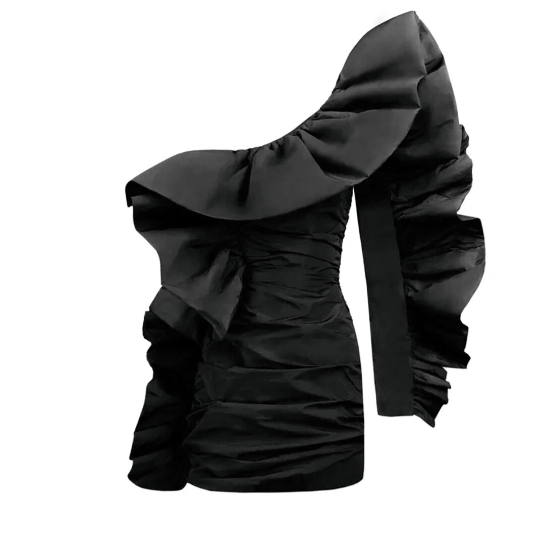 Платье-рюш Budu Pozdno, 39 000 руб.