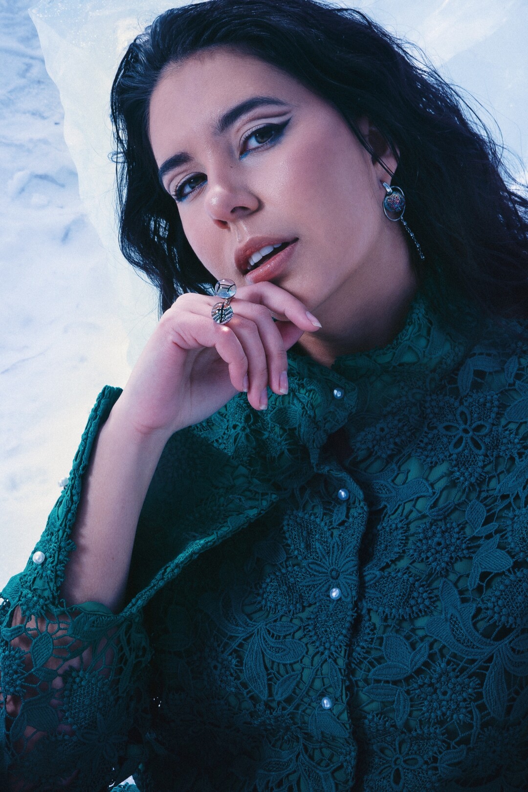 Евгения Шугаева Кольцо, серьги OLAFA Блуза NO PANIC