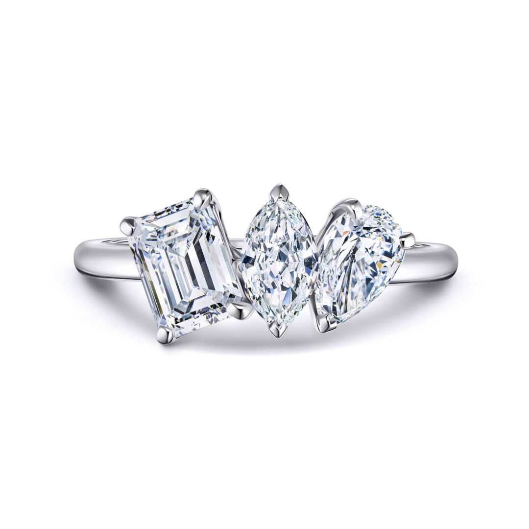 Кольцо Balance, 2 433 800 руб.