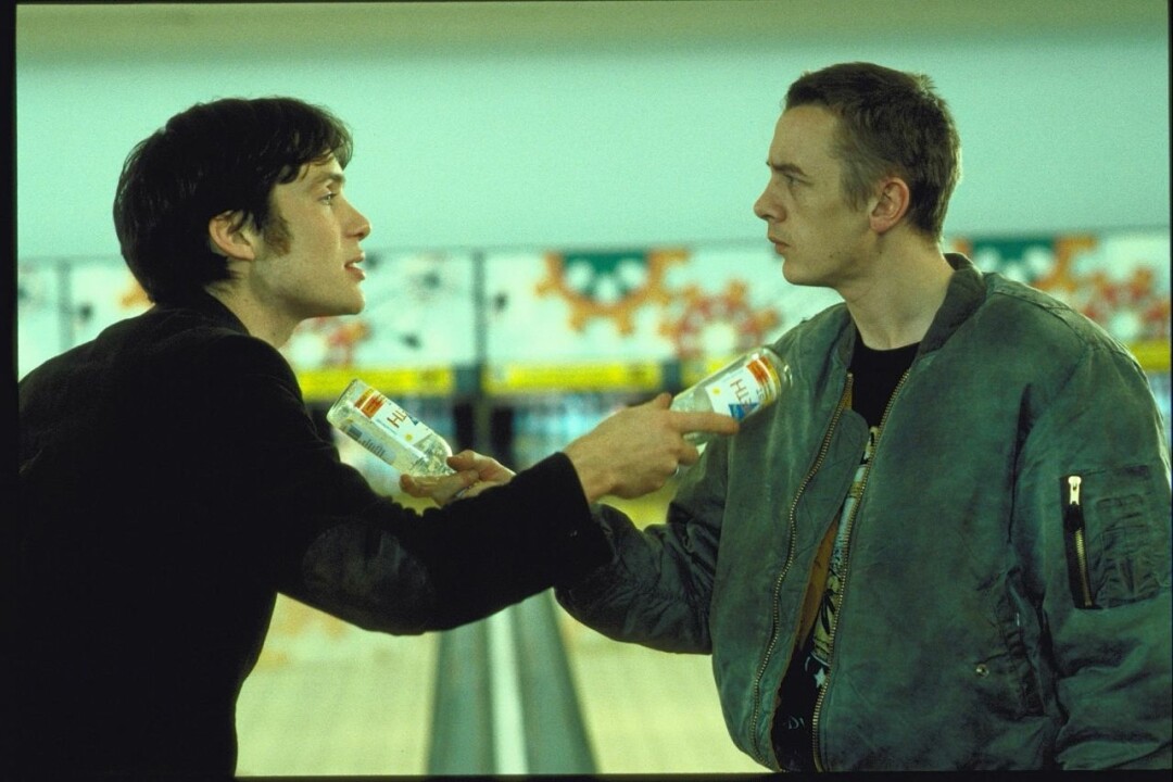 На краю, 2001 год