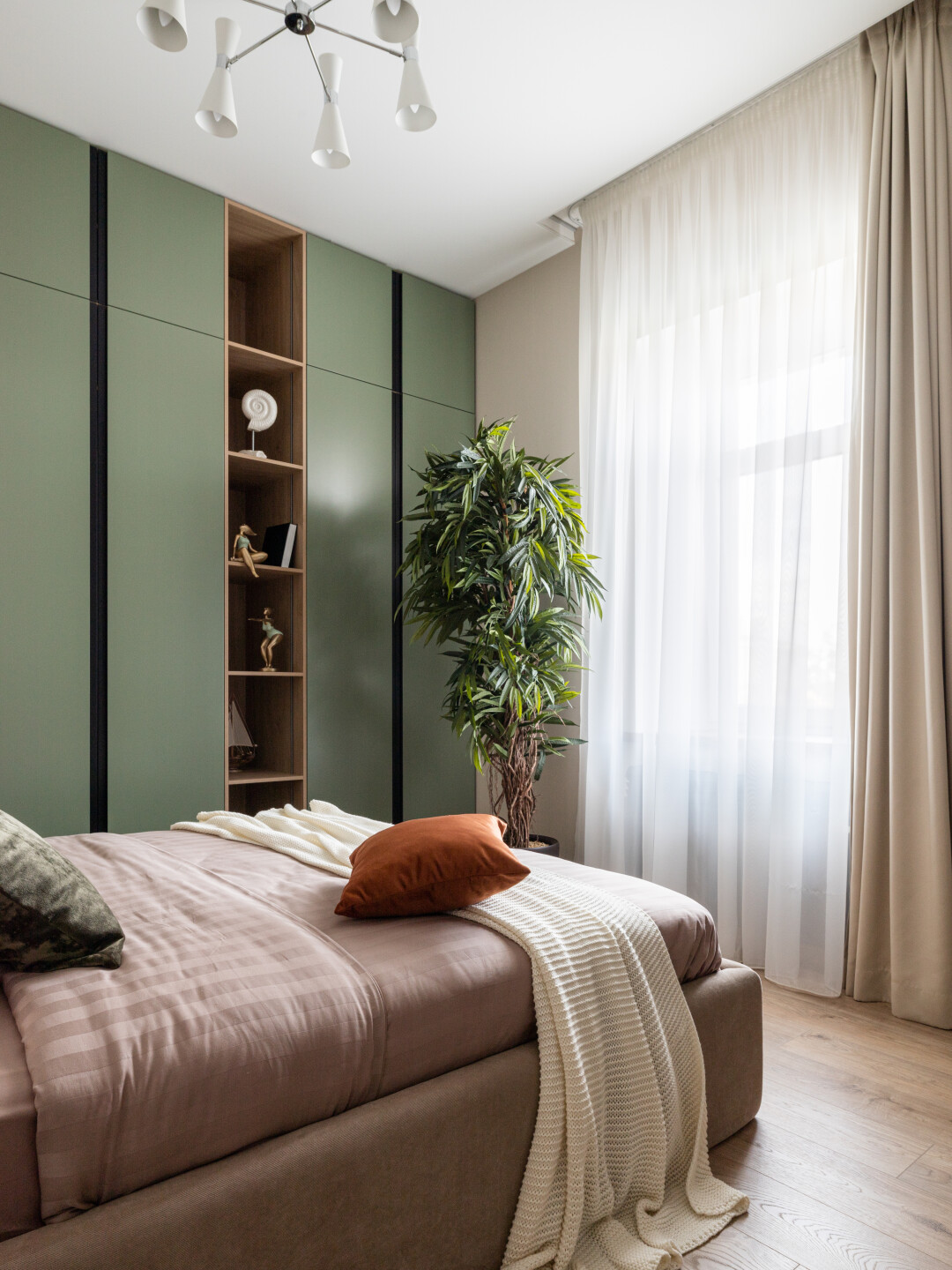 Шкафы — от Makassar